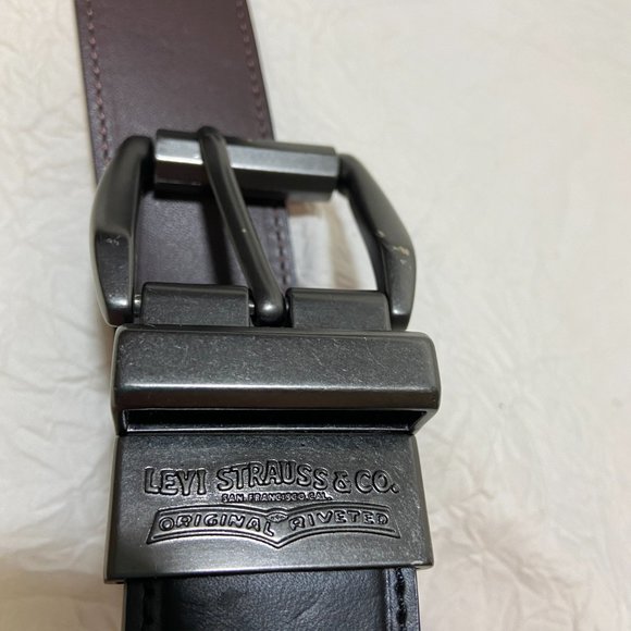 Levi's Men's Two-In-One Reversible Casual Jeans Belt SZ 40 - Picture 2 of 10